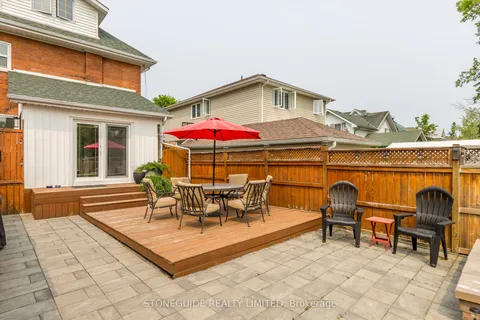 454 Mark Street, ON K9H 1V9