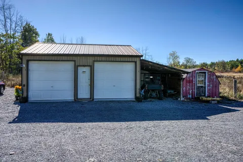 895 Ninth Concession Road, ON K0K 1Z0