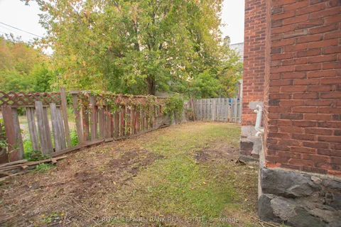 340 Regina Street, ON P1B 2J8