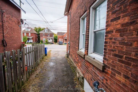 340 Regina Street, ON P1B 2J8