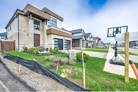 1795 BRAYFORD Avenue, ON N6K 0H4