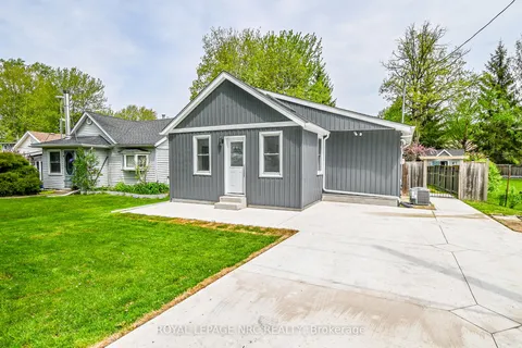 10556 Woodland Drive, ON L3K 5V4