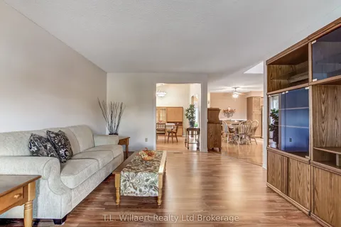 62 Edwin Crescent, ON N4G 5H6