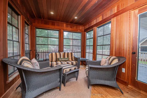 3876 MUSKOKA ROAD 118 WEST N/A, ON P0B 1J0