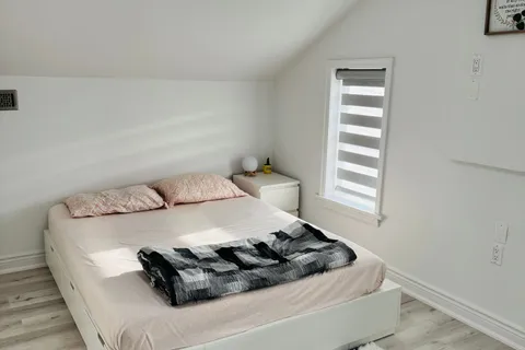 39 MAIN Street, ON N0M 2T0