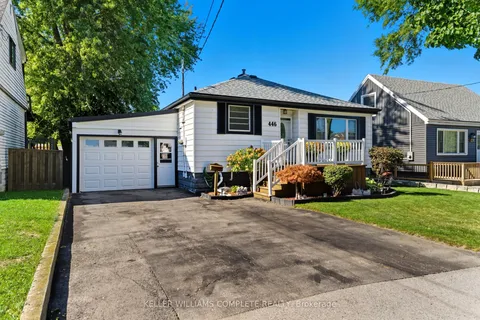 446 East 42nd Street, ON L8T 3B3