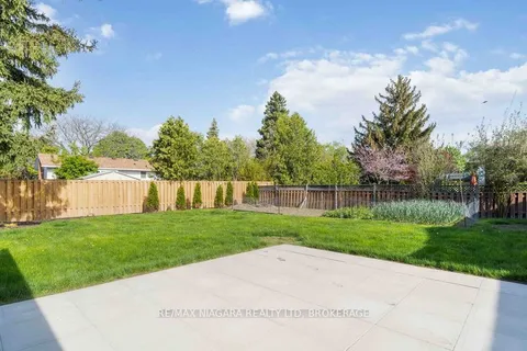 543 Vine Street, ON L2M 3T5