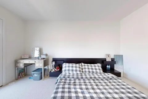 19 Central Market Drive, ON N3W 0J3