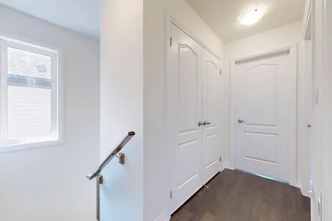 19 Central Market Drive, ON N3W 0J3