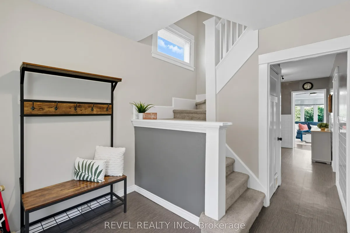 197 Balmoral Avenue, ON L8M 3K5