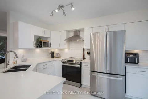 119 Kincardine Drive, ON K2V 1B1