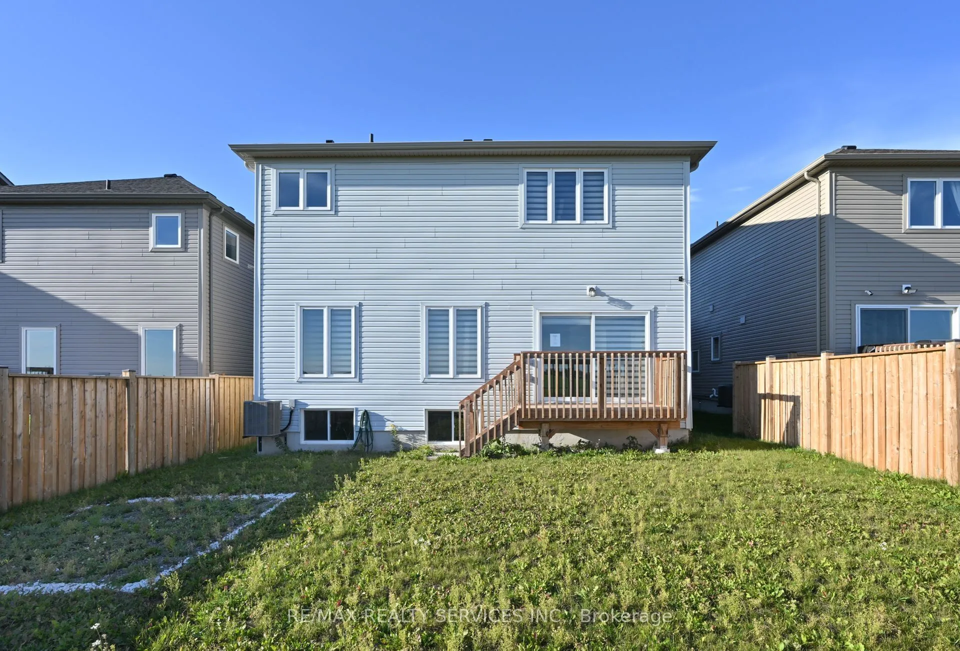 620 McMullen Street, ON L9V 3X5