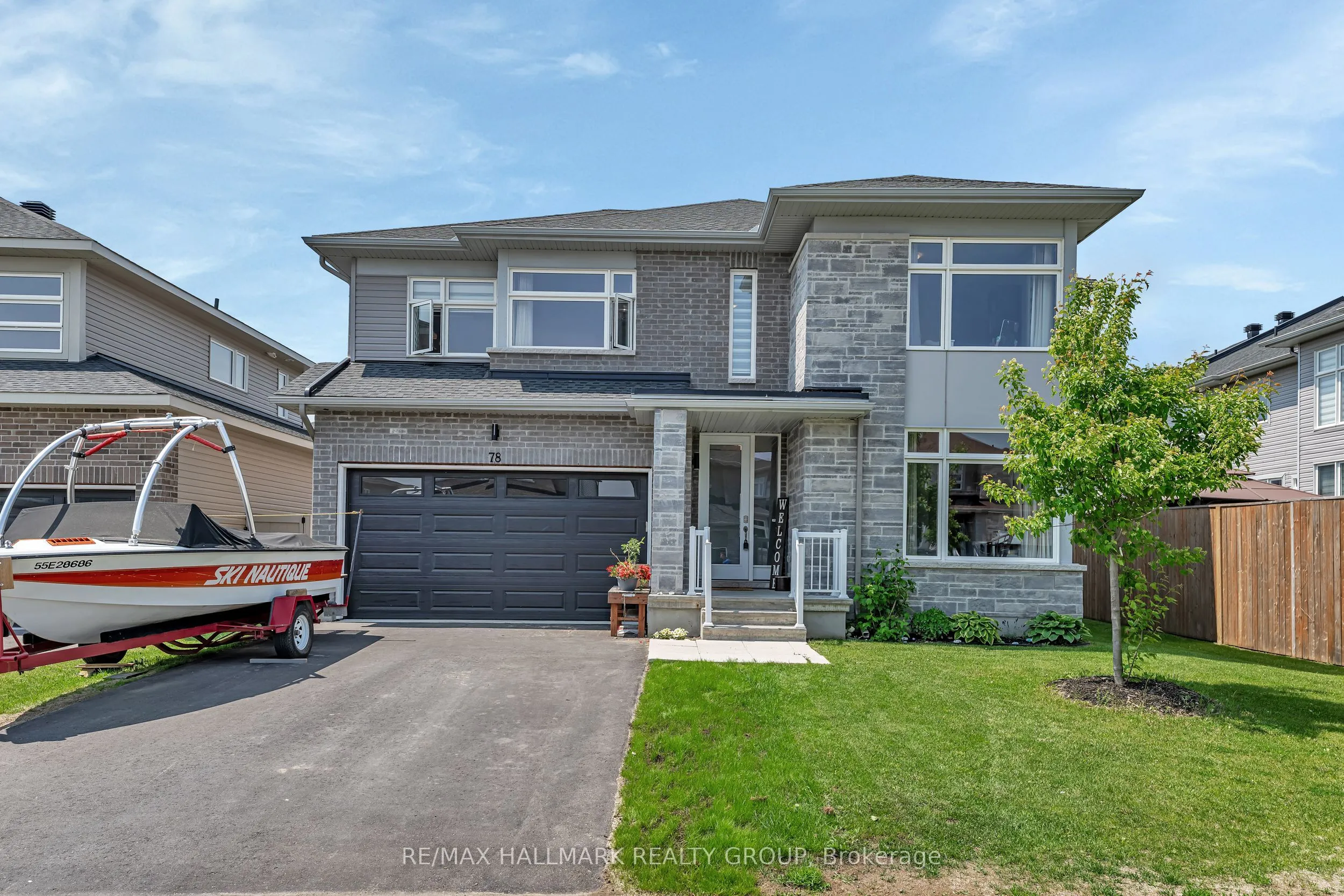 78 Dunlop Road, ON K7C 0R8