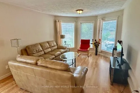 2381 9th Avenue, ON N4K 3H4