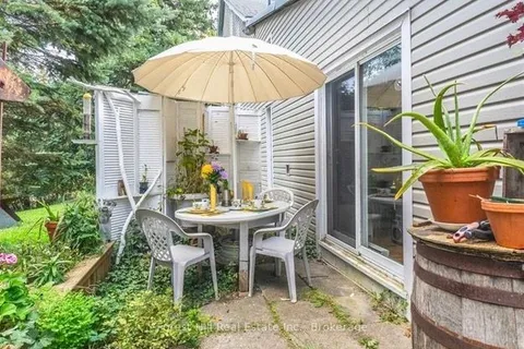 15 Hill Street, ON N0C 1E0