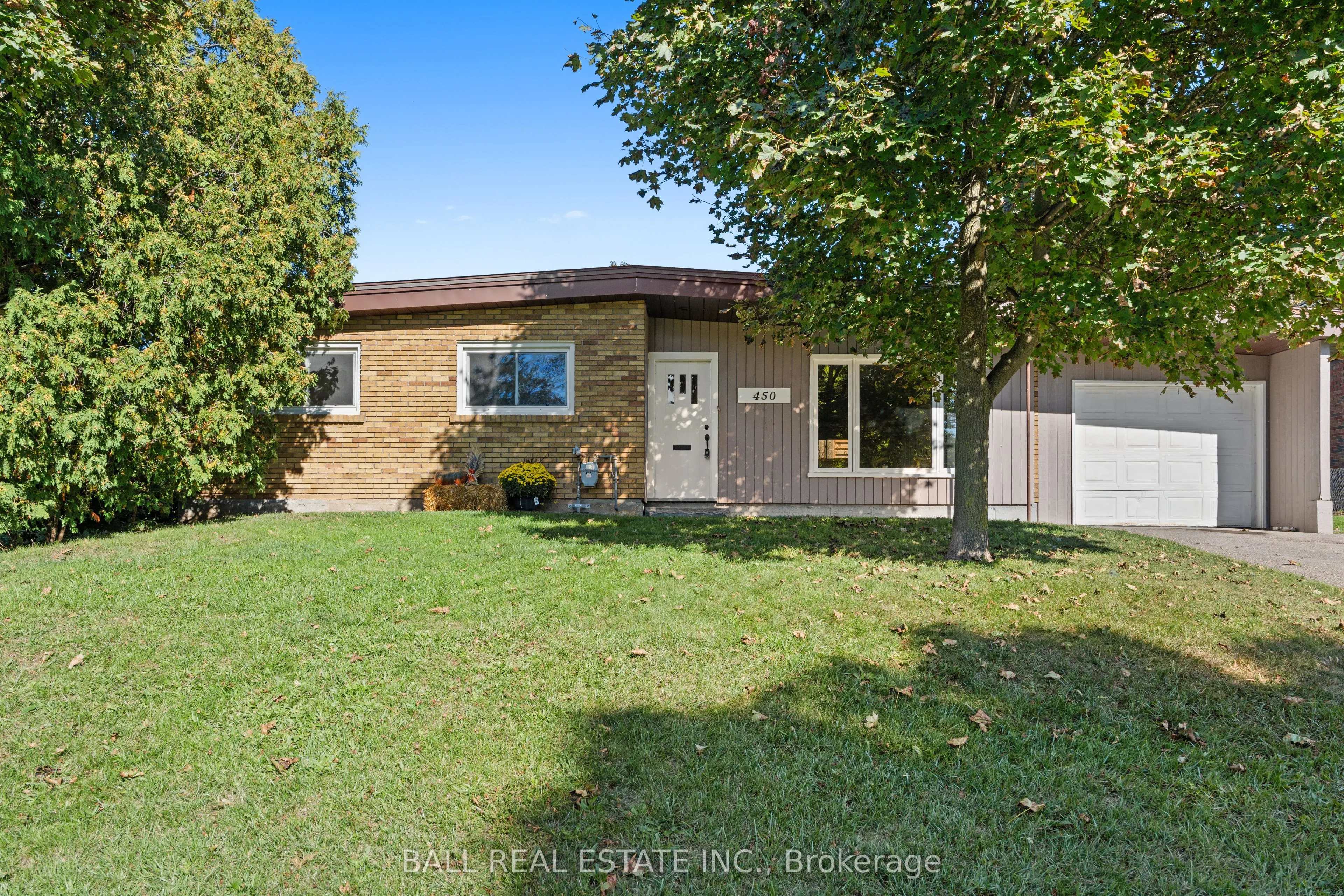 450 Rosedale Avenue, ON K9J 6J1