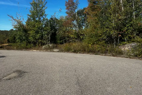 23 Freeland Drive, ON P1P 1Z6