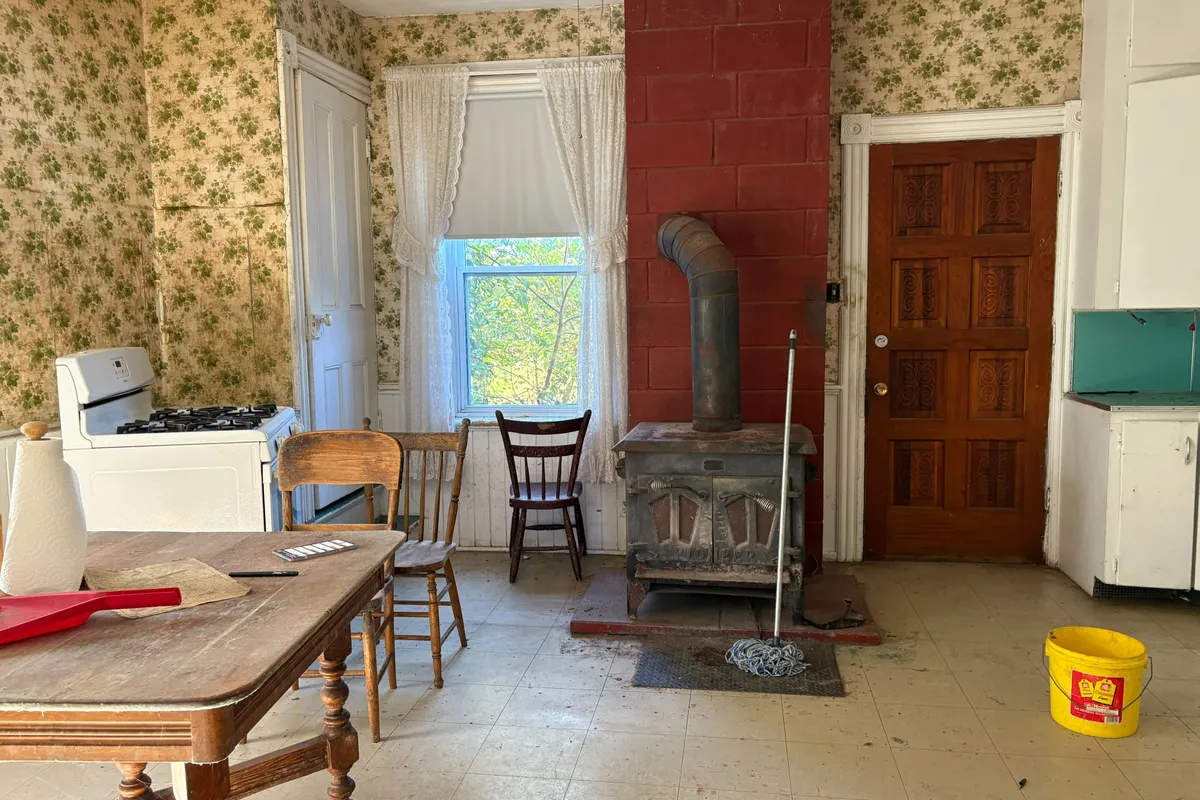 545 Rosedale Road, ON K7A 5B8