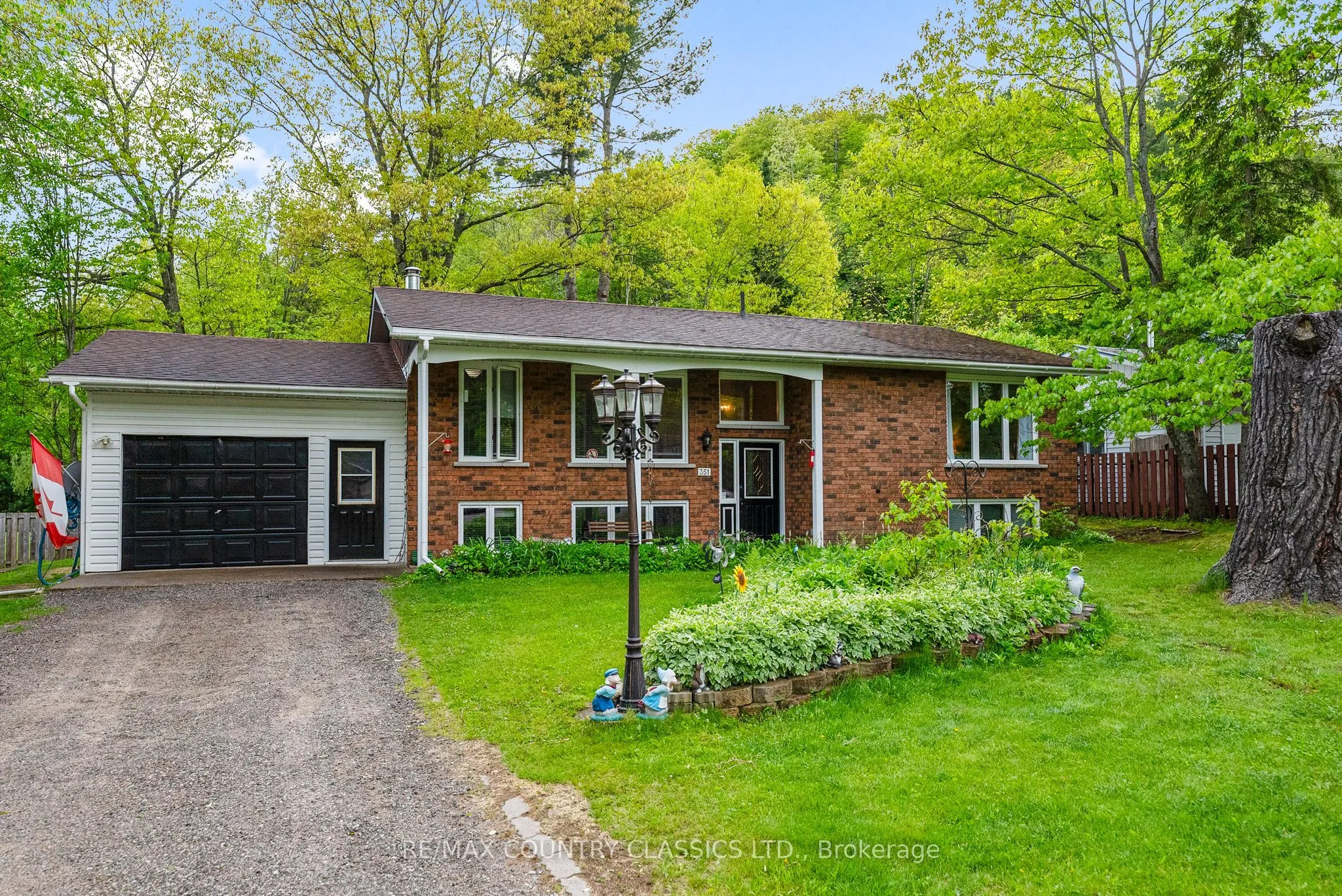 351 Chemaushgon Road, ON K0L 1C0