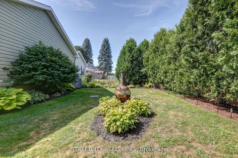 481 Richard Crescent, ON N7G 3P4