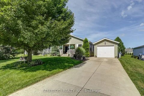 481 Richard Crescent, ON N7G 3P4