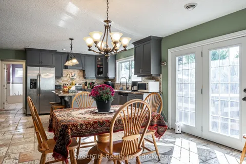 4303 119 Highway, ON N5A 6S2