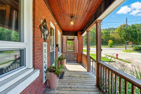 313 Graham Avenue, ON L8K 2M7