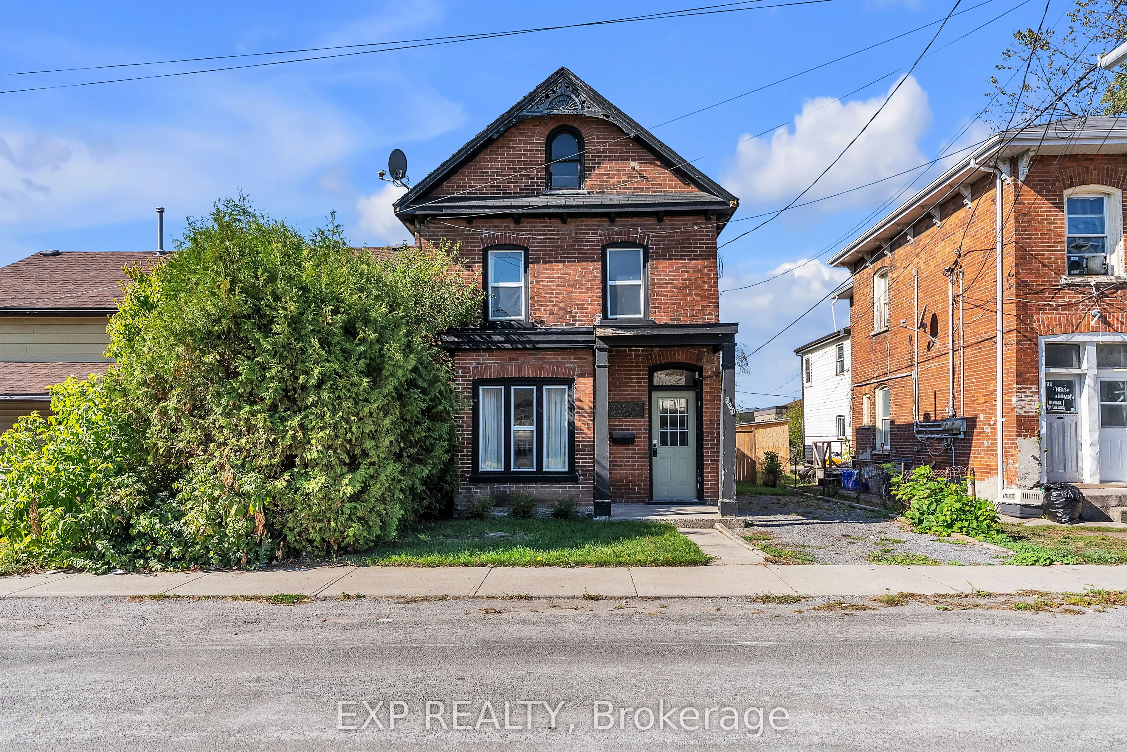 130 John Street, ON K8N 5J8
