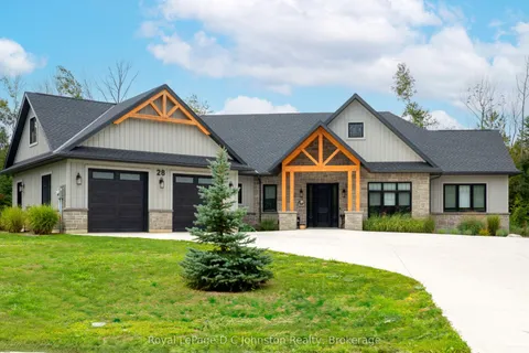 28 Lakeside Woods Crescent, ON N0H 2C6