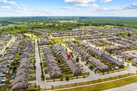 124 Roselawn Crescent, ON L3C 0B7