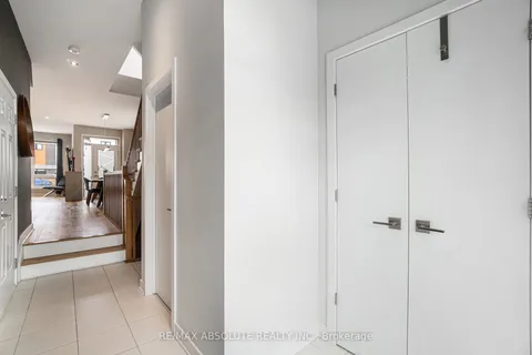 560 Triangle Street, ON K2V 0M5