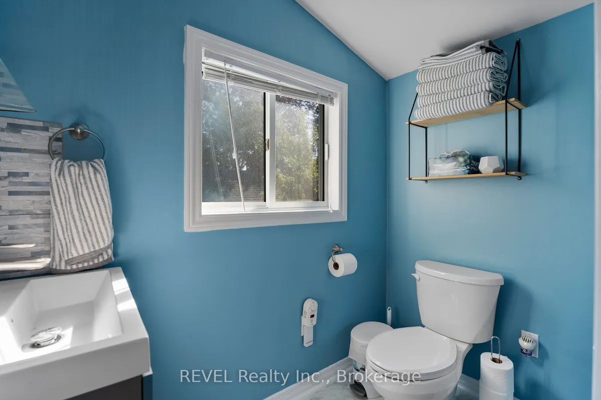 33 Regent Street, ON L2V 1T5