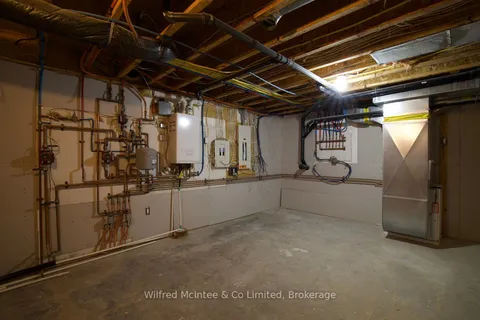 545 Eckford Avenue, ON N0H 2L0