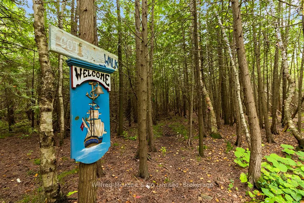 1489 2ND Avenue, ON N0H 2G0