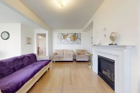 639 Anishinaabe Drive, ON L9V 2R4