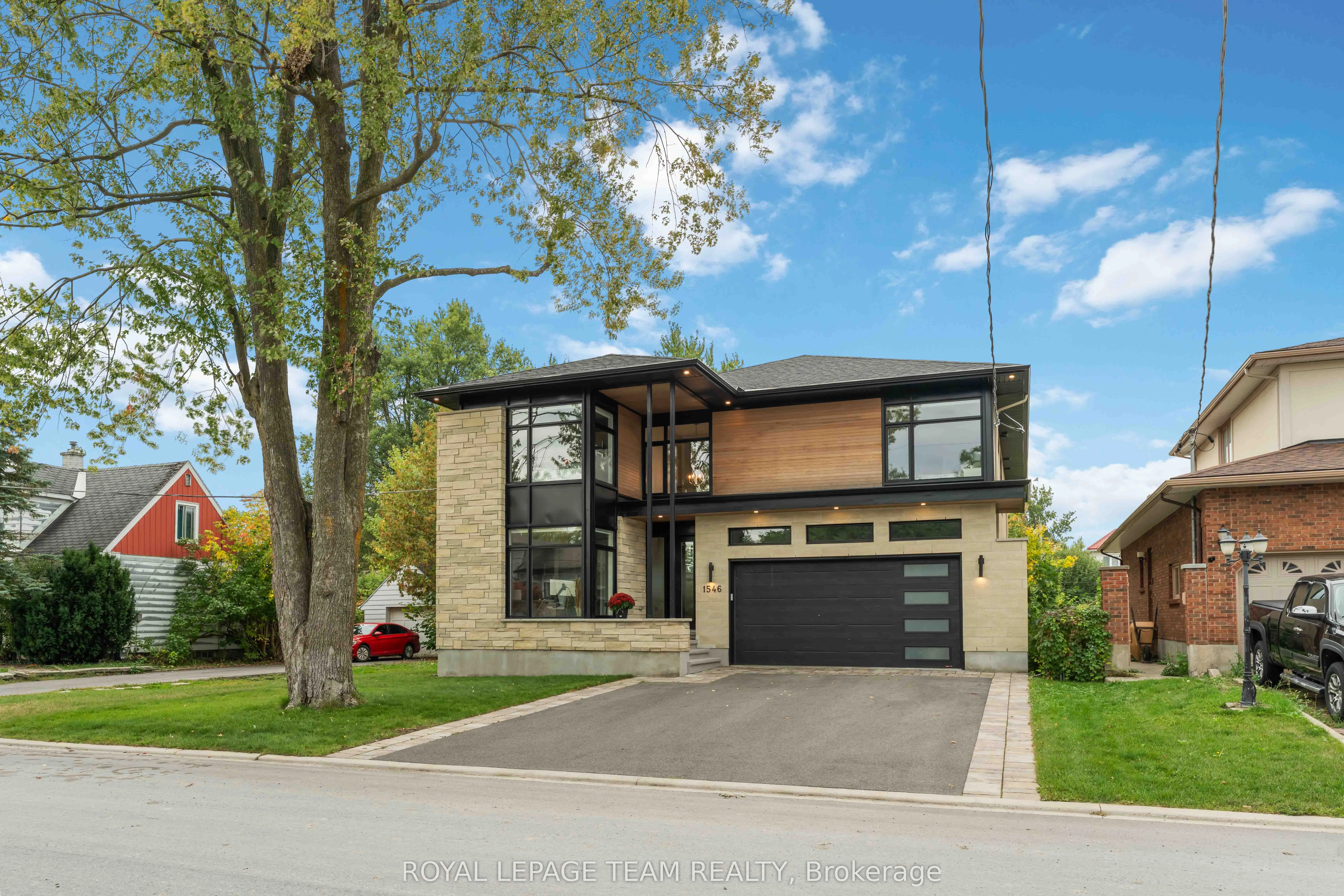 1546 Claymor Avenue, ON K2C 1T1