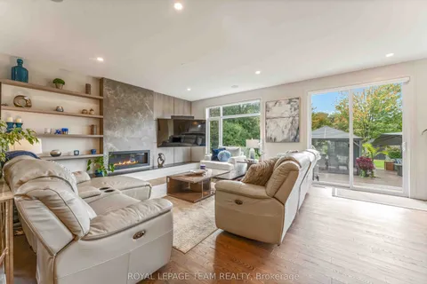 1546 Claymor Avenue, ON K2C 1T1