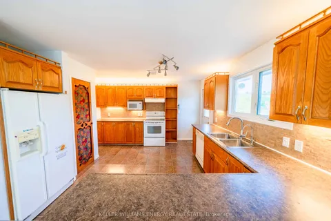 12699 Loyalist Parkway, ON K0K 2T0