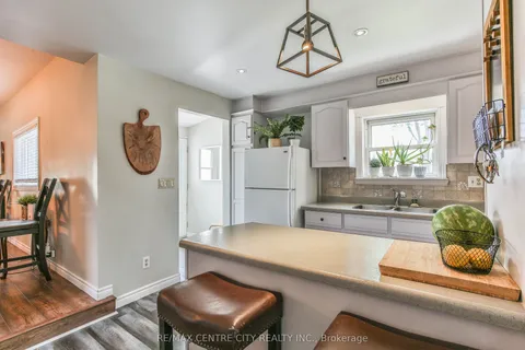 13 Potters Road, ON N4G 2G9