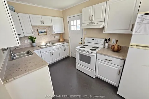 77 Blackfriars Street, ON N6H 1K8