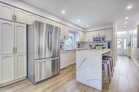 39 Segwun Road, ON L8B 0K2