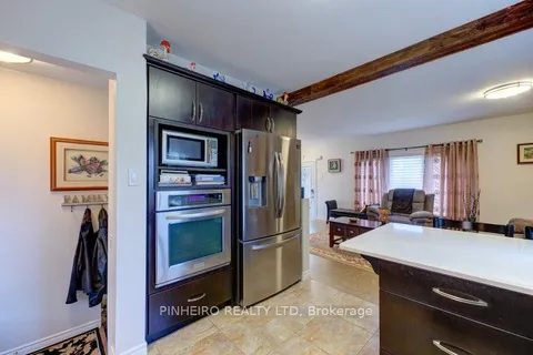 1975 Royal Crescent, ON N5V 1N6