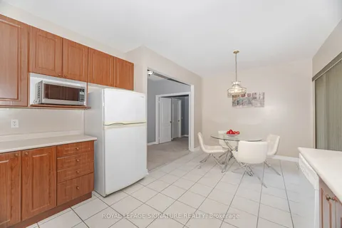 10 Banks Drive, ON L6P 1C7