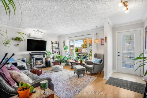 301-303 Chamberlain Street, ON K6A 2G3