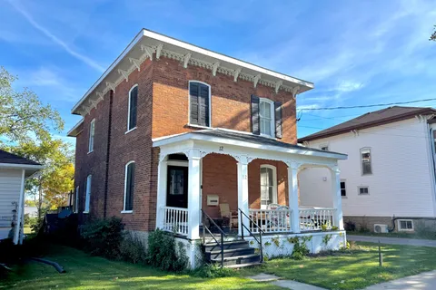 12 Maple Avenue, ON K0K 2T0