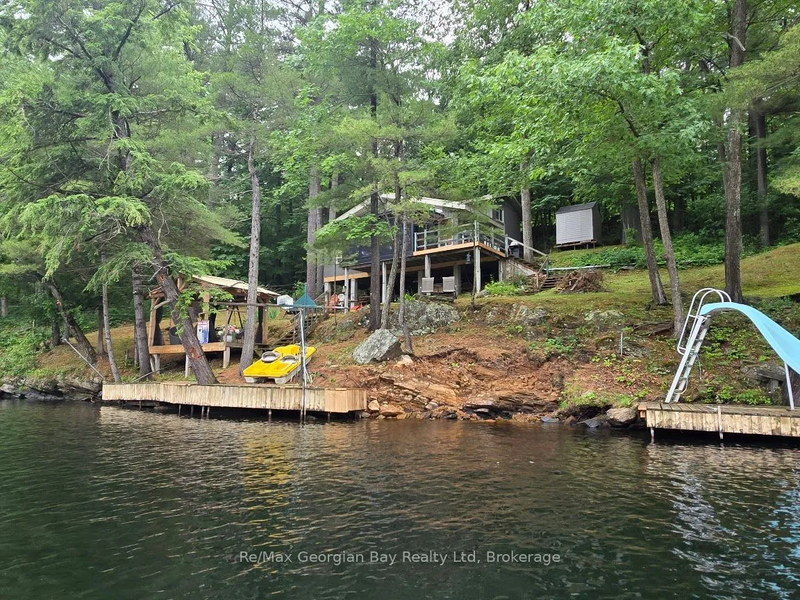 4 SR406 SEVERN RIVER N/A, ON L0K 1E0