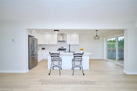 76 Loretta Drive, ON L0S 1T0