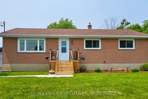 1453 Woodfield Crescent, ON K7P 2V4