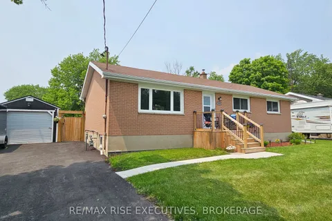 1453 Woodfield Crescent, ON K7P 2V4