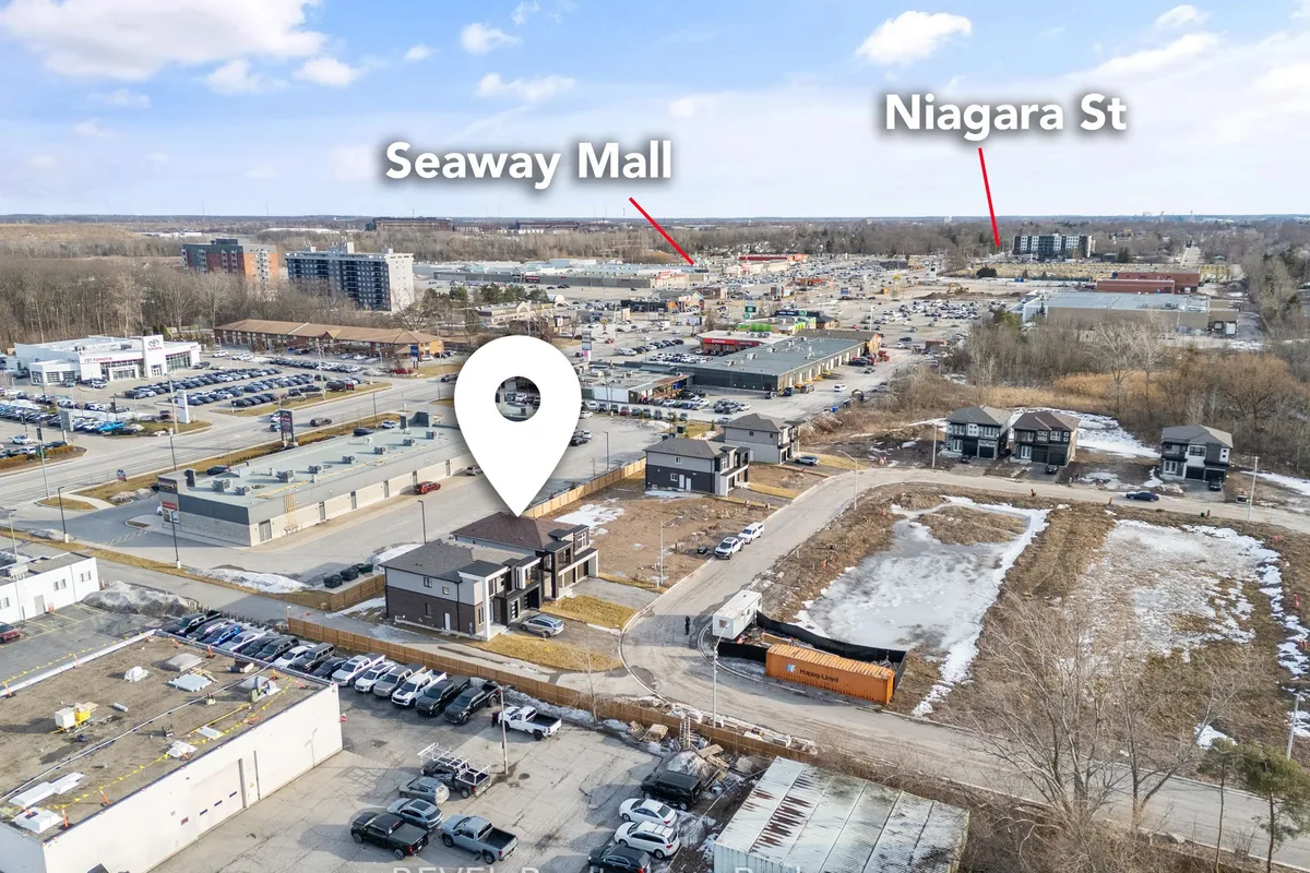 210 Wellandvale Drive, ON L3C 7C7